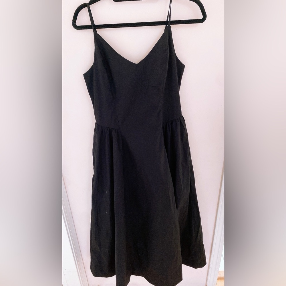 Aritzia Babaton Technique Poplin Dress - Picture 3 of 10